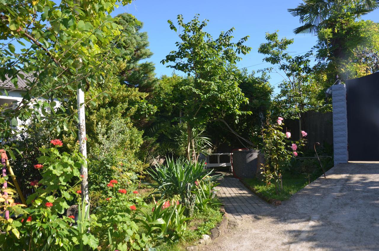 Tj Guest House 마킨자우리 외부 사진
